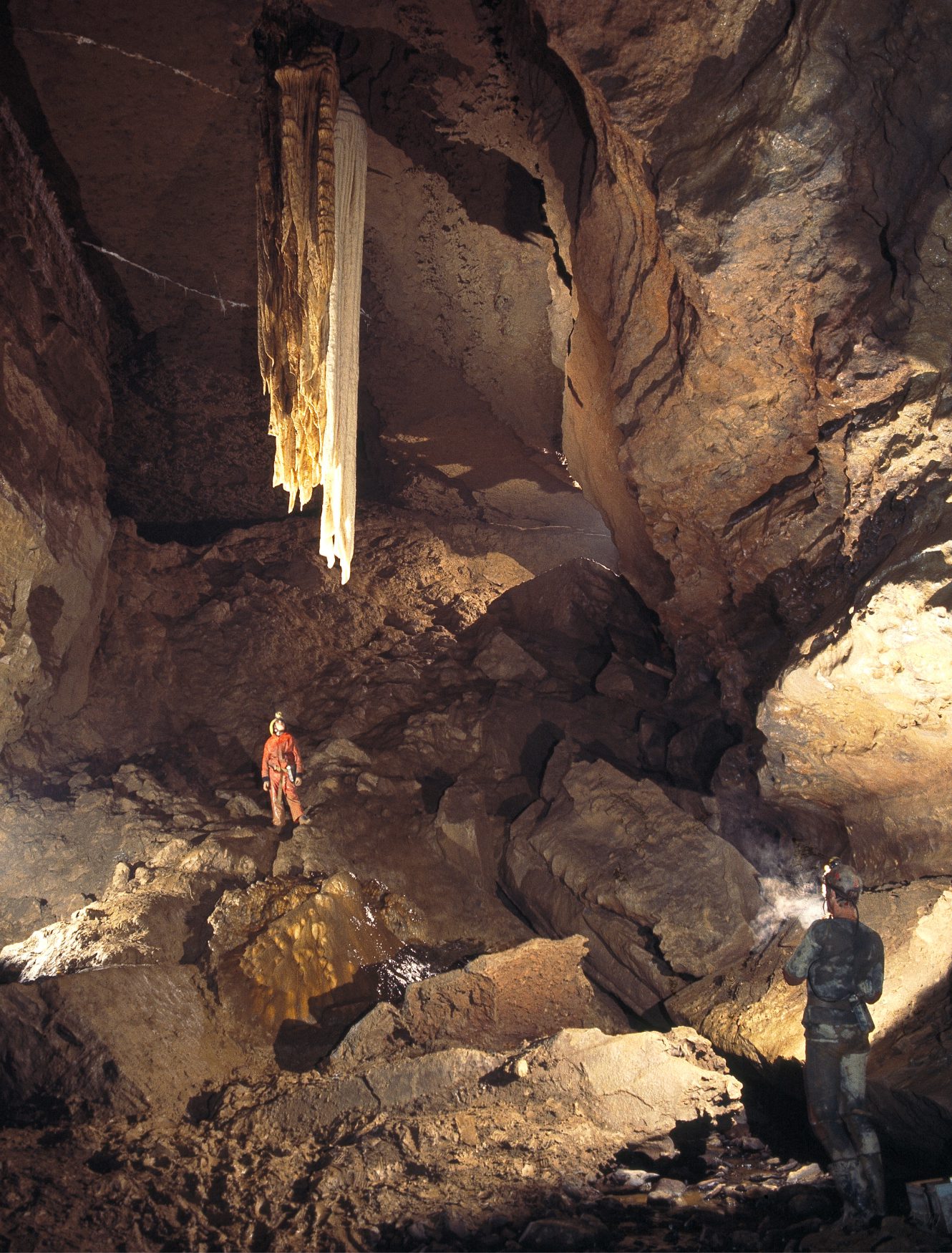 Stalactite Discovery 1